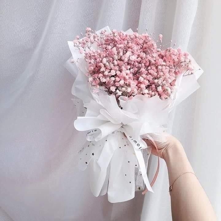 букет из розовой гипсофилы